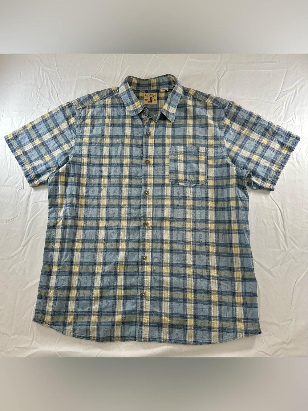 Red Head Men’s Short-Sleeve Plaid Button-Up Shirt in Blue and Cream